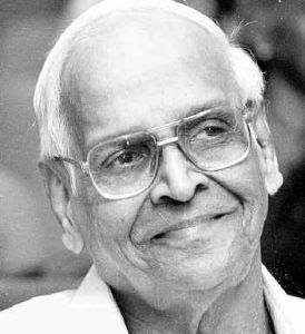 കൊടുങ്ങല്ലൂർ കായലരികത്തെ പി ഭാസ്കരൻ